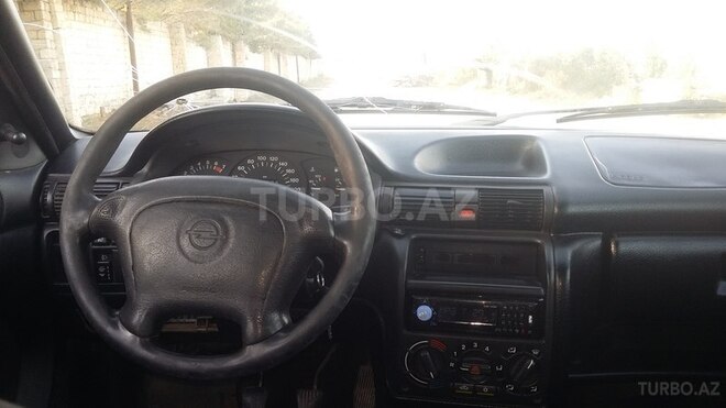 Opel Astra 1995, 312,409 km - 1.6 l - Bakı