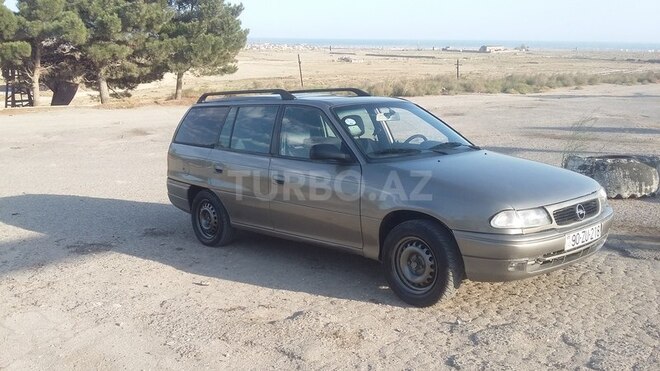 Opel Astra 1995, 312,409 km - 1.6 l - Bakı