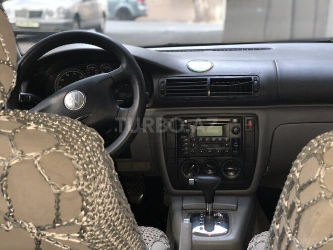 Volkswagen Passat 2003, 350,000 km - 1.8 л - Bakı
