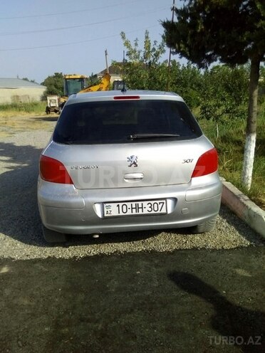 Peugeot 307 2002, 186,000 km - 2.0 l - Şabran