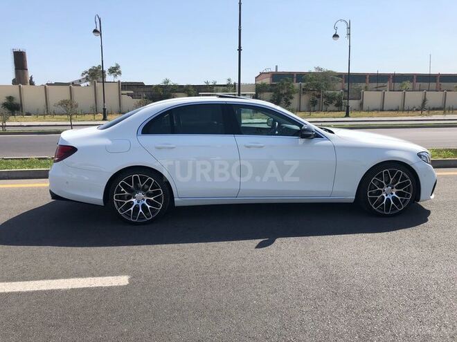 Mercedes E 250 2018, 7,700 km - 2.5 l - Bakı