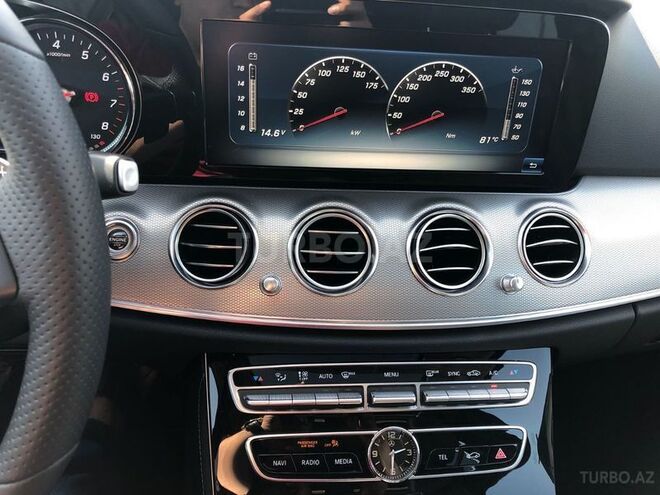 Mercedes E 250 2018, 7,700 km - 2.5 l - Bakı