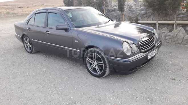 Mercedes E 280 1998, 320,000 km - 2.8 l - Bakı