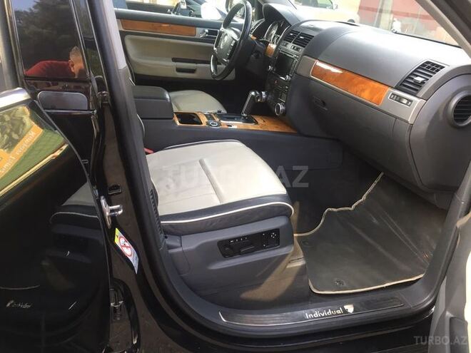 Volkswagen Touareg 2008, 143,000 km - 4.2 l - Bakı