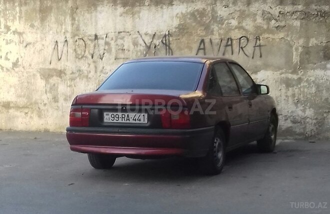 Opel Vectra 1995, 323,455 km - 1.8 l - Bakı