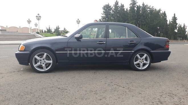 Mercedes C 230 1999, 181,000 km - 2.3 л - Gəncə