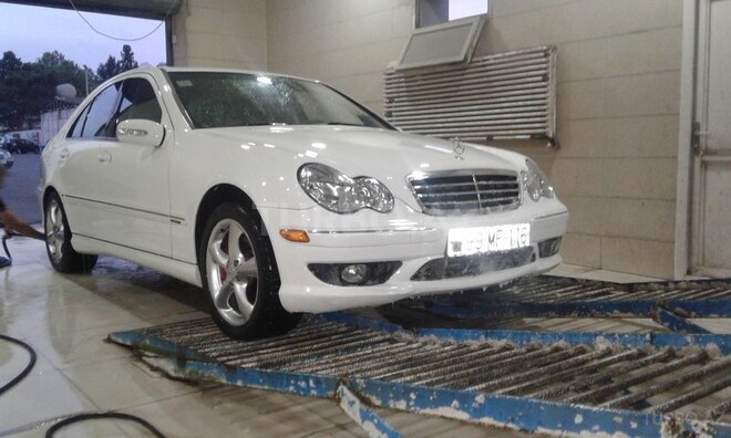 Mercedes C 230 2005, 124,000 km - 2.3 l - Gəncə