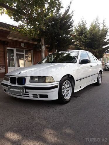 BMW 118 1994, 308,125 km - 1.8 l - Bakı