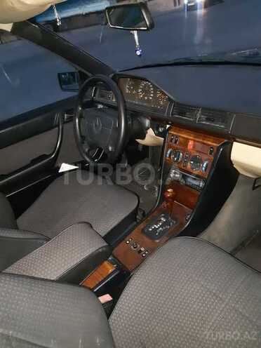 Mercedes E 280 1995, 240,000 km - 2.8 l - Ağsu