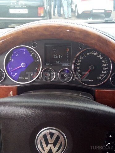 Volkswagen Touareg 2006, 137,000 km - 4.2 л - Bakı