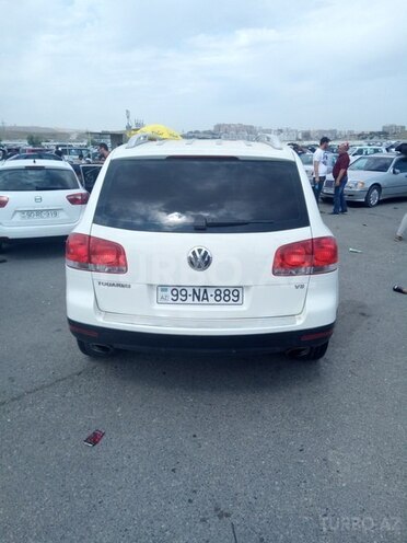 Volkswagen Touareg 2006, 137,000 km - 4.2 л - Bakı