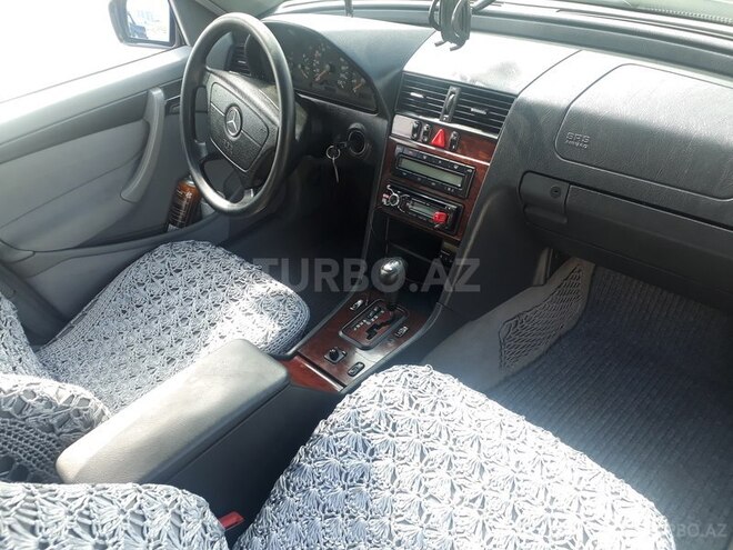 Mercedes C 220 1999, 298,608 km - 2.2 л - Bakı