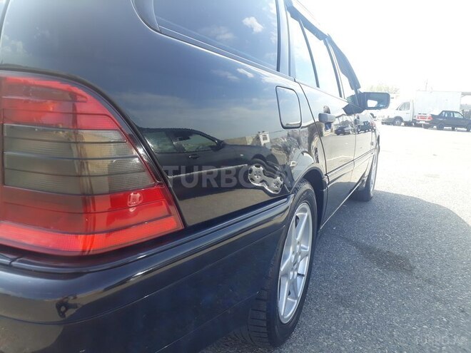 Mercedes C 220 1999, 298,608 km - 2.2 л - Bakı