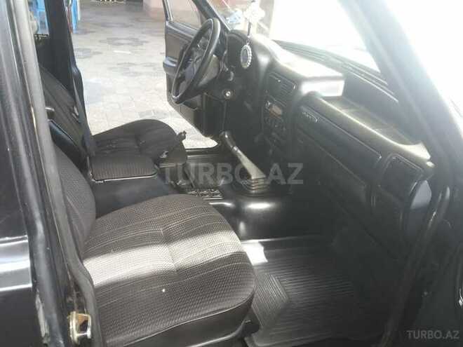 GAZ 31105 2004, 220,000 km - 2.3 l - Bakı