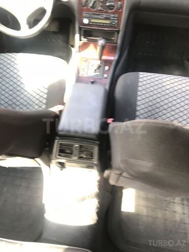 Mercedes E 230 1998, 211,000 km - 2.3 л - Bakı