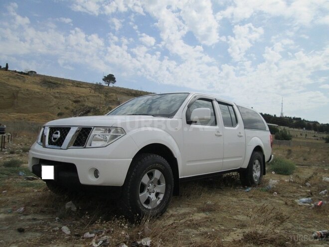 Nissan Navara 2012, 180,000 km - 2.5 l - Bakı