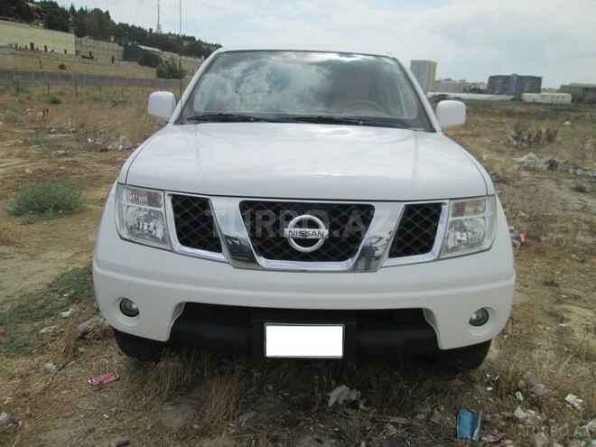 Nissan Navara 2012, 180,000 km - 2.5 l - Bakı