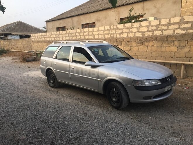 Opel Vectra 1998, 200,000 km - 2.0 l - Bakı