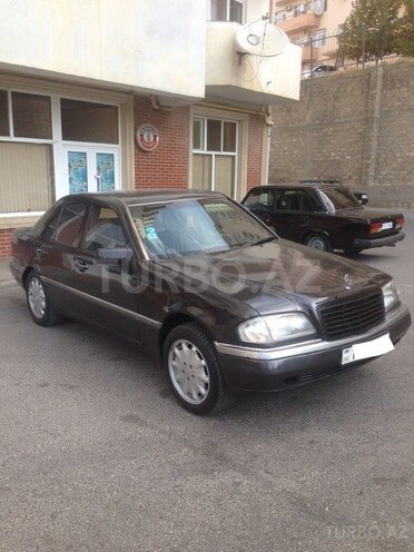 Mercedes C 200 1996, 275,000 km - 2.0 l - Bakı