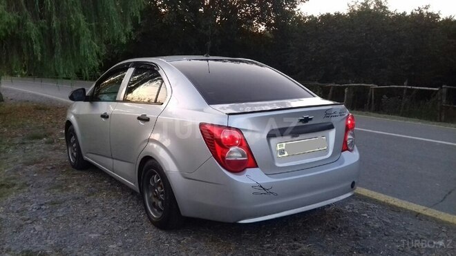 Chevrolet Aveo 2013, 118,000 km - 1.4 l - Qax