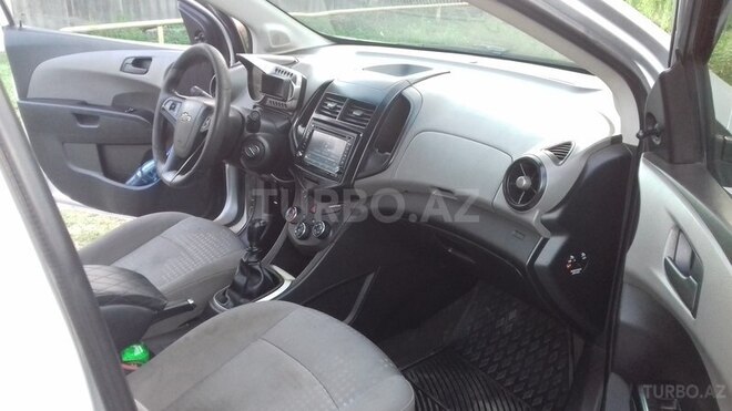 Chevrolet Aveo 2013, 118,000 km - 1.4 l - Qax