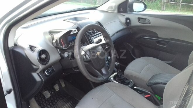 Chevrolet Aveo 2013, 118,000 km - 1.4 l - Qax