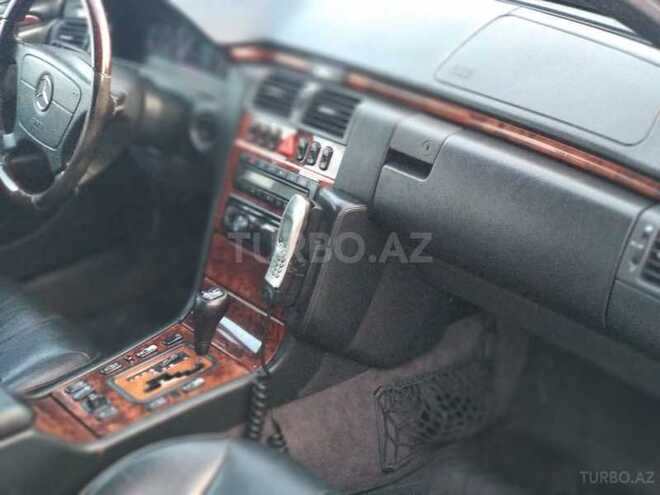 Mercedes E 280 1999, 221,123 km - 2.8 l - Şirvan
