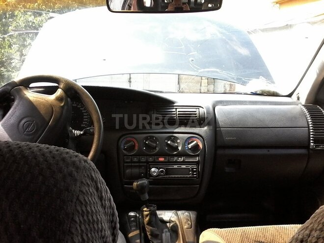 Opel Omega 1995, 325,806 km - 2.5 л - Bakı