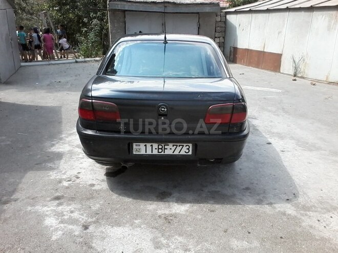 Opel Omega 1995, 325,806 km - 2.5 л - Bakı
