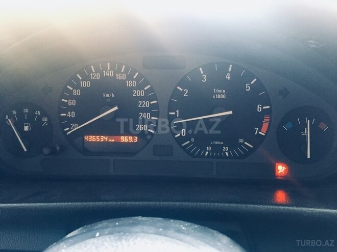 BMW 320 1995, 437,000 km - 2.0 л - Bakı