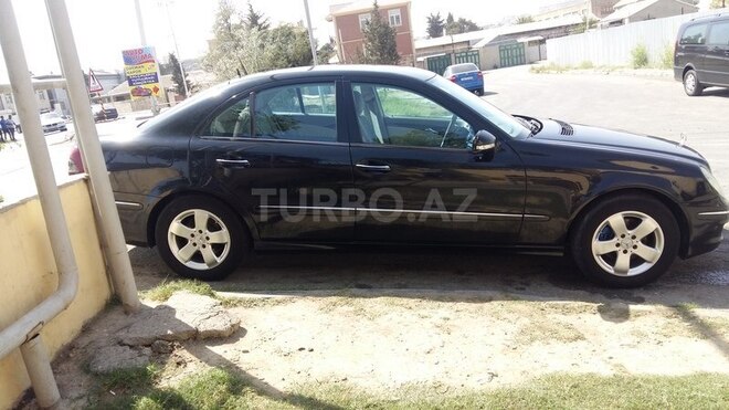 Mercedes E 220 2003, 385,000 km - 2.2 l - Bakı