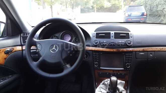 Mercedes E 240 2004, 211,000 km - 2.6 l - Bakı