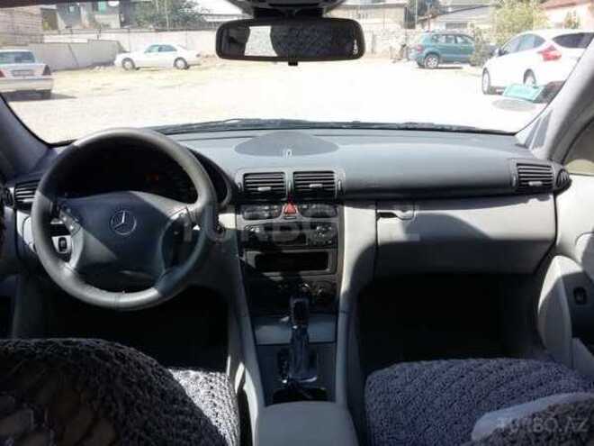 Mercedes C 200 2002, 198,500 km - 2.0 l - Bakı