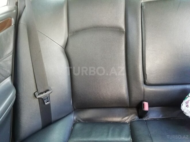 Mercedes C 240 2001, 293,000 km - 2.6 l - Bakı