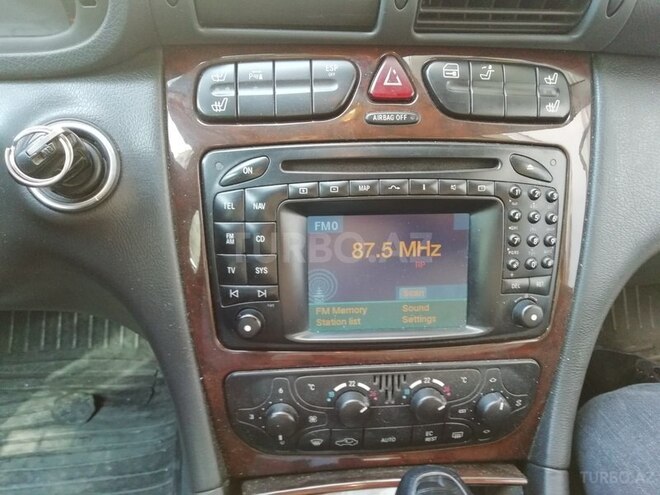Mercedes C 240 2001, 293,000 km - 2.6 l - Bakı
