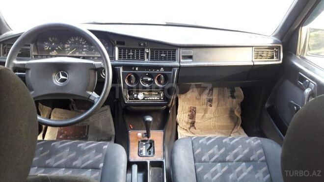 Mercedes 190 1990, 235,000 km - 2.0 l - Sumqayıt