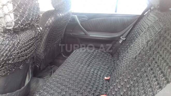 Mercedes E 280 1999, 350,000 km - 2.8 л - Mingəçevir
