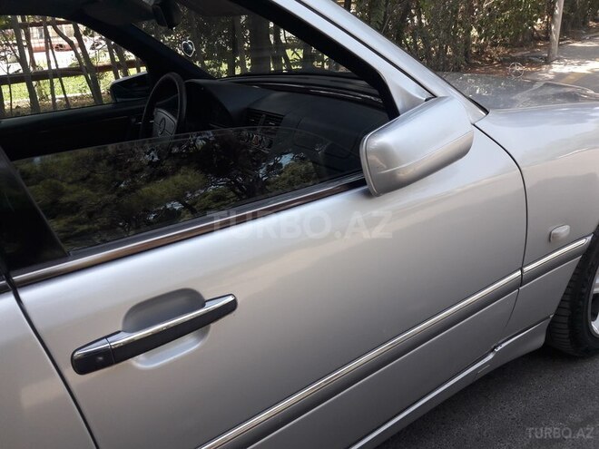 Mercedes C 220 2000, 300,000 km - 2.2 l - Bakı