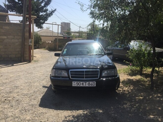 Mercedes C 230 1997, 226,000 km - 2.3 l - Bakı