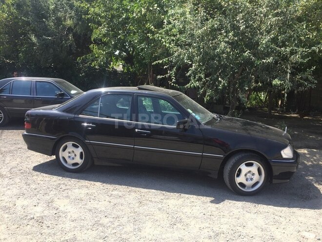 Mercedes C 230 1997, 226,000 km - 2.3 l - Bakı