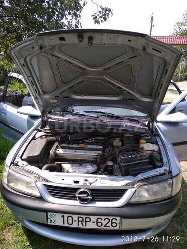 Opel Vectra 1997, 300,000 km - 1.8 л - Balakən