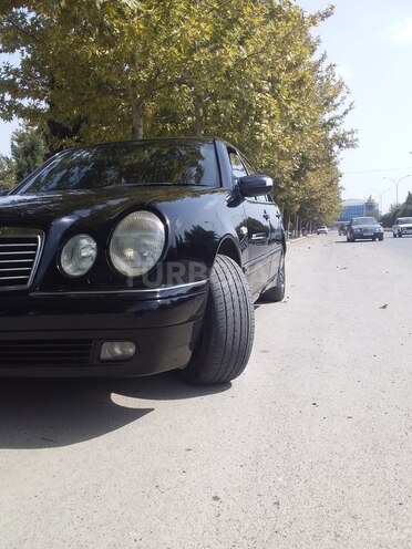 Mercedes  1997, 230,000 km - 2.3 л - Beyləqan