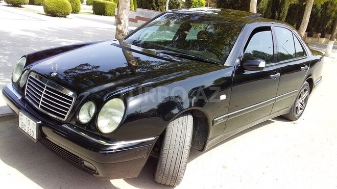 Mercedes  1997, 230,000 km - 2.3 л - Beyləqan