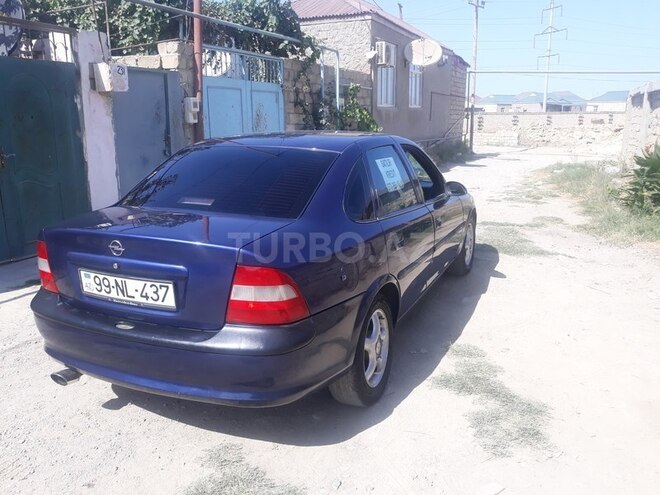 Opel Vectra 1997, 450,000 km - 2.0 l - Bakı