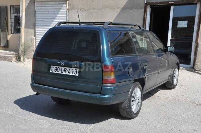 Opel Astra 1997, 302,704 km - 1.6 l - Bakı