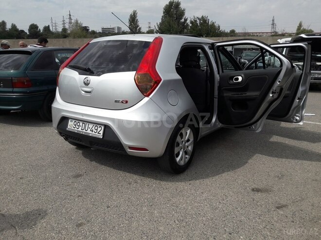 MG 3 2012, 98,000 km - 1.5 l - Bakı