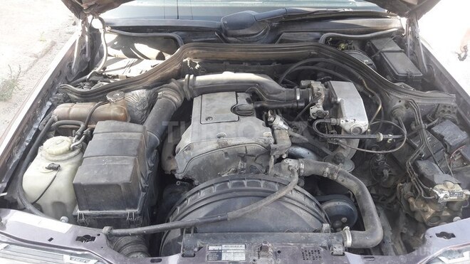 Mercedes E 200 1994, 447,655 km - 2.0 l - Bakı