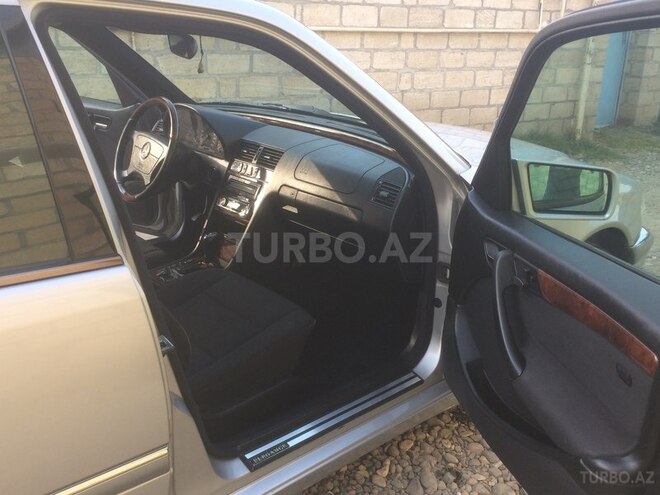 Mercedes C 240 1998, 134,520 km - 0.3 л - Ağcabədi