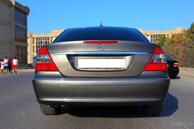 Mercedes E 220 2007, 275,000 km - 2.2 л - Bakı