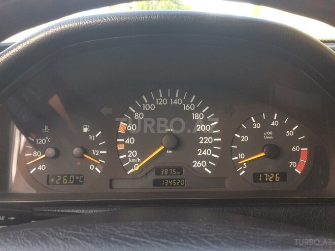 Mercedes C 240 1998, 134,520 km - 0.3 л - Ağcabədi